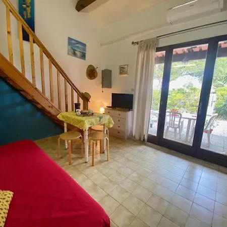 Charmante T2 Mezzanine, Climatisation, Piscine, Parking, Proche - Fr-1-795-42 Fleury (Aude)